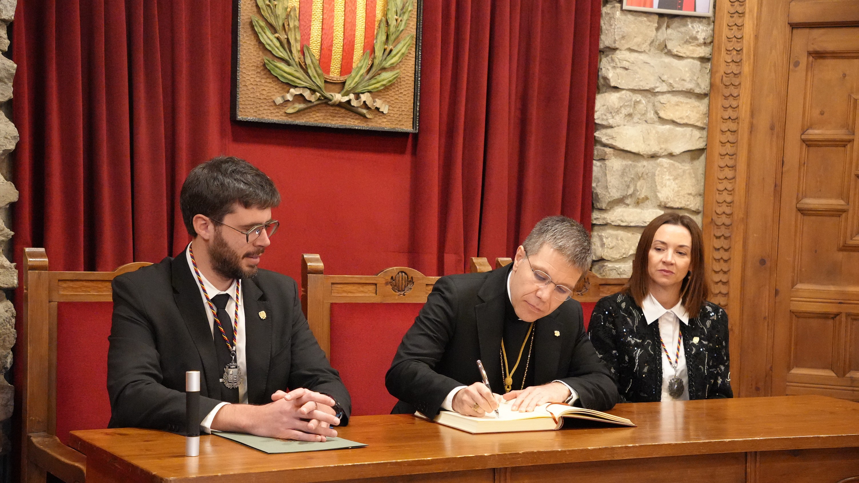 Visita institucional del copríncep Serrano a Sant Julià | ANA