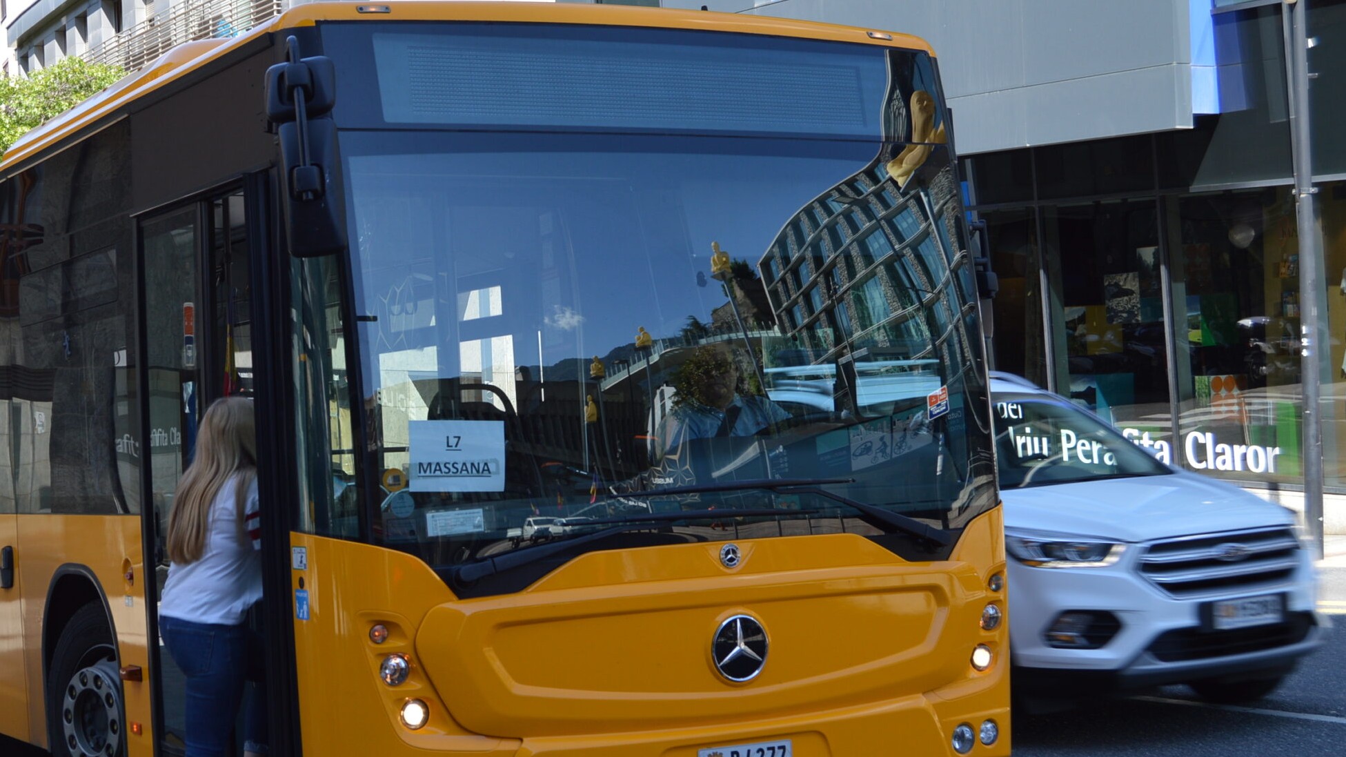 ANA | La satisfacció dels usuaris del bus interurbà arriba al 9,2 