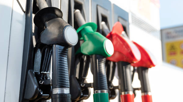 La gasolina baixarà 20 cèntims i el gasoil 15 a partir d'aquest dijous