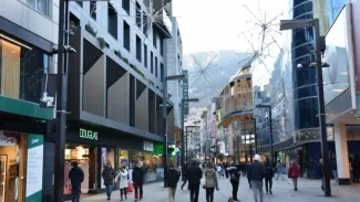 Comerços a l'avinguda Meritxell | ANA