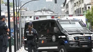 Policia