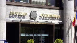 Google | Andorra denega les autoritzacions als empresaris