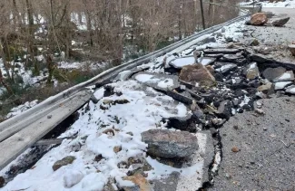 ANA | Esllavissada a la carretera RN20
