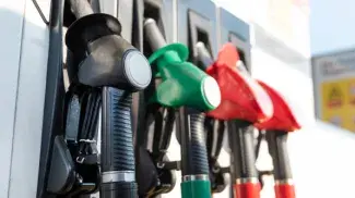 La gasolina baixarà 20 cèntims i el gasoil 15 a partir d'aquest dijous